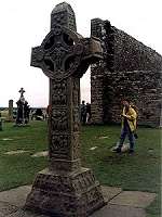 Krzy Pisma witego w Clonmacnoise